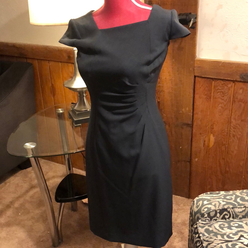 Tahari grey light weight dress